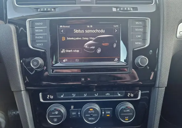 VOLKSWAGEN Golf 1.4 TSI BlueMotion Technology DSG Cup