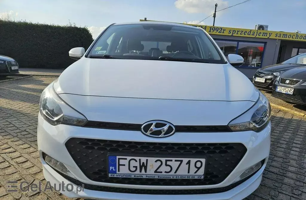 HYUNDAI I20 
