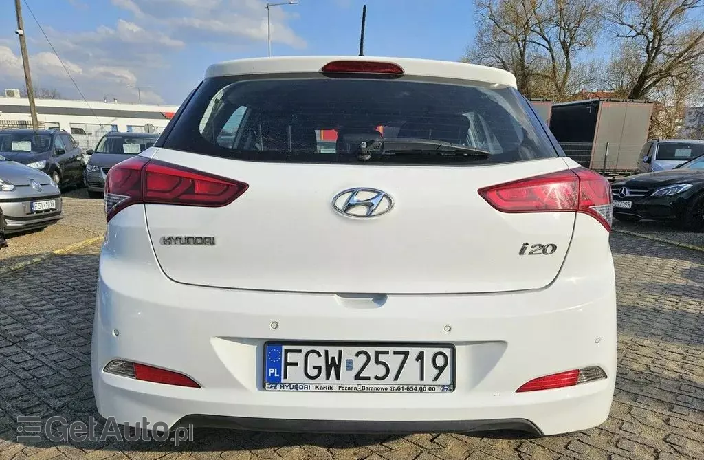 HYUNDAI I20 