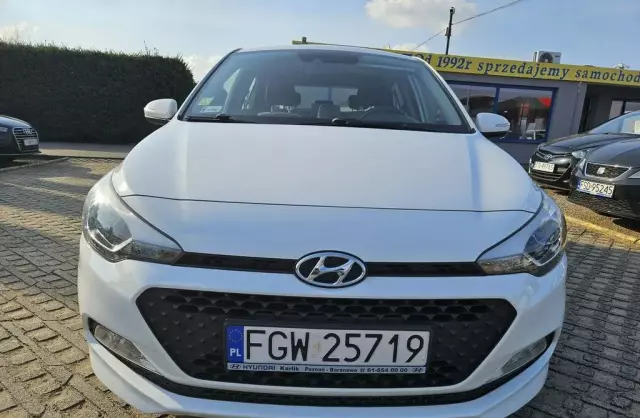 HYUNDAI I20 