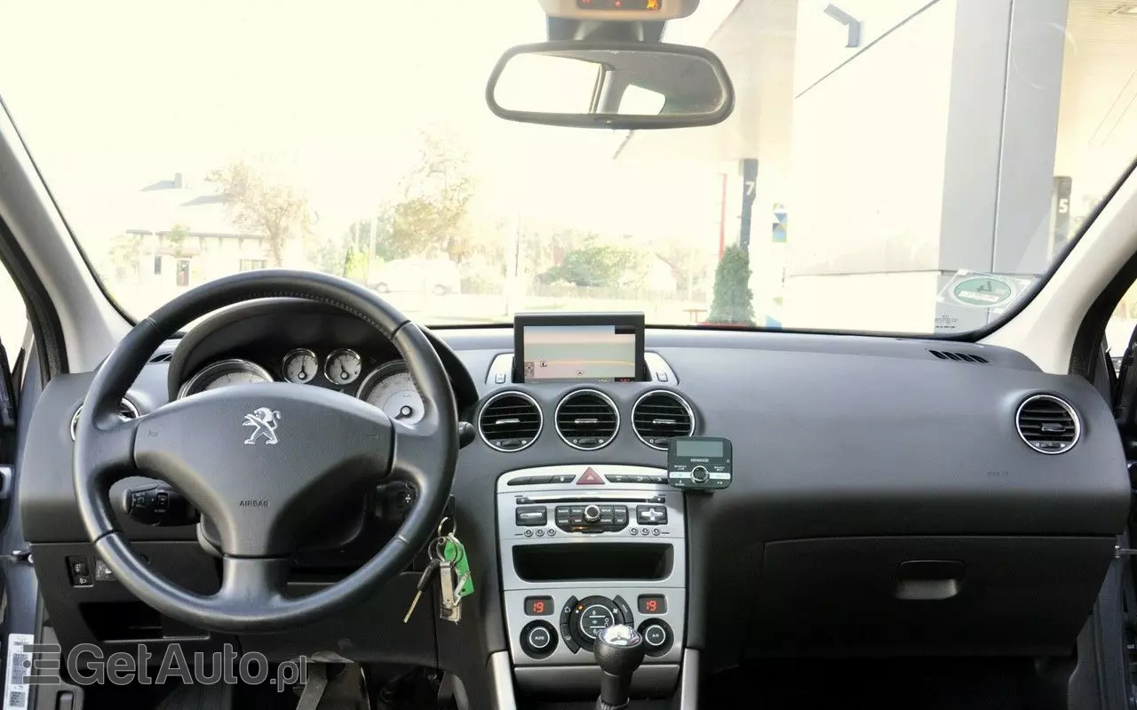 PEUGEOT 308 SW 120 VTi Premium