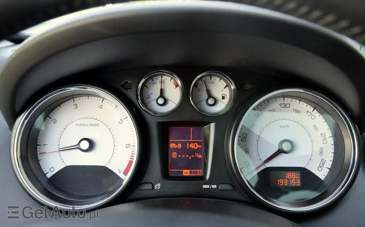 PEUGEOT 308 SW 120 VTi Premium