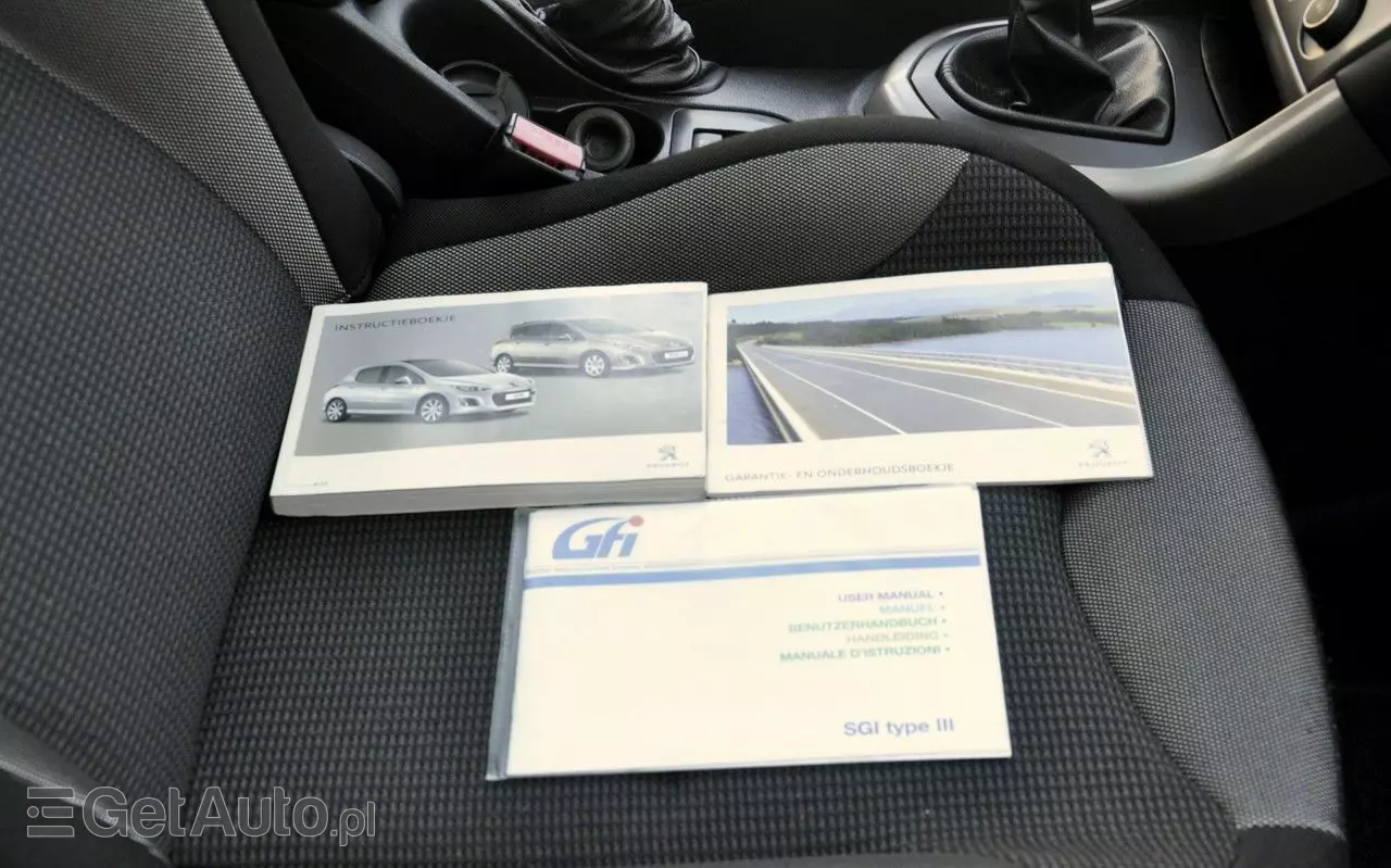 PEUGEOT 308 SW 120 VTi Premium