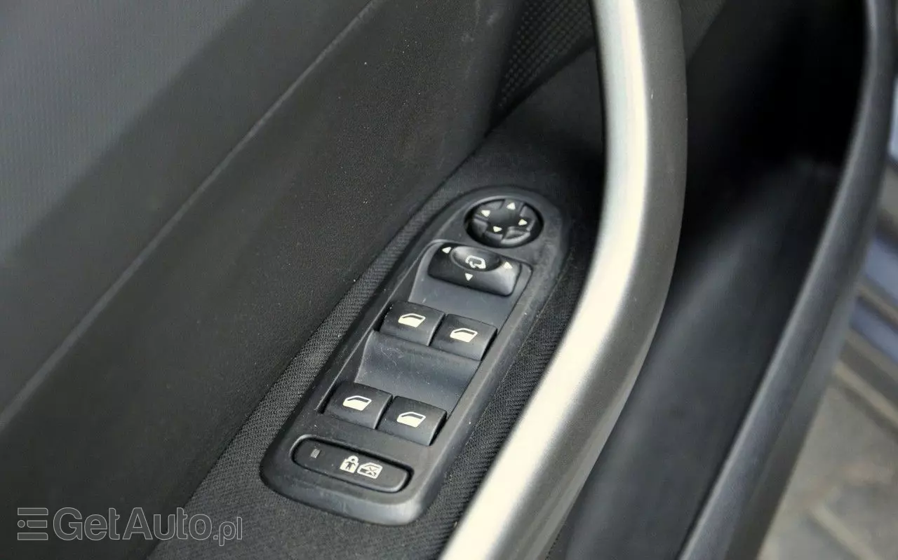 PEUGEOT 308 SW 120 VTi Premium