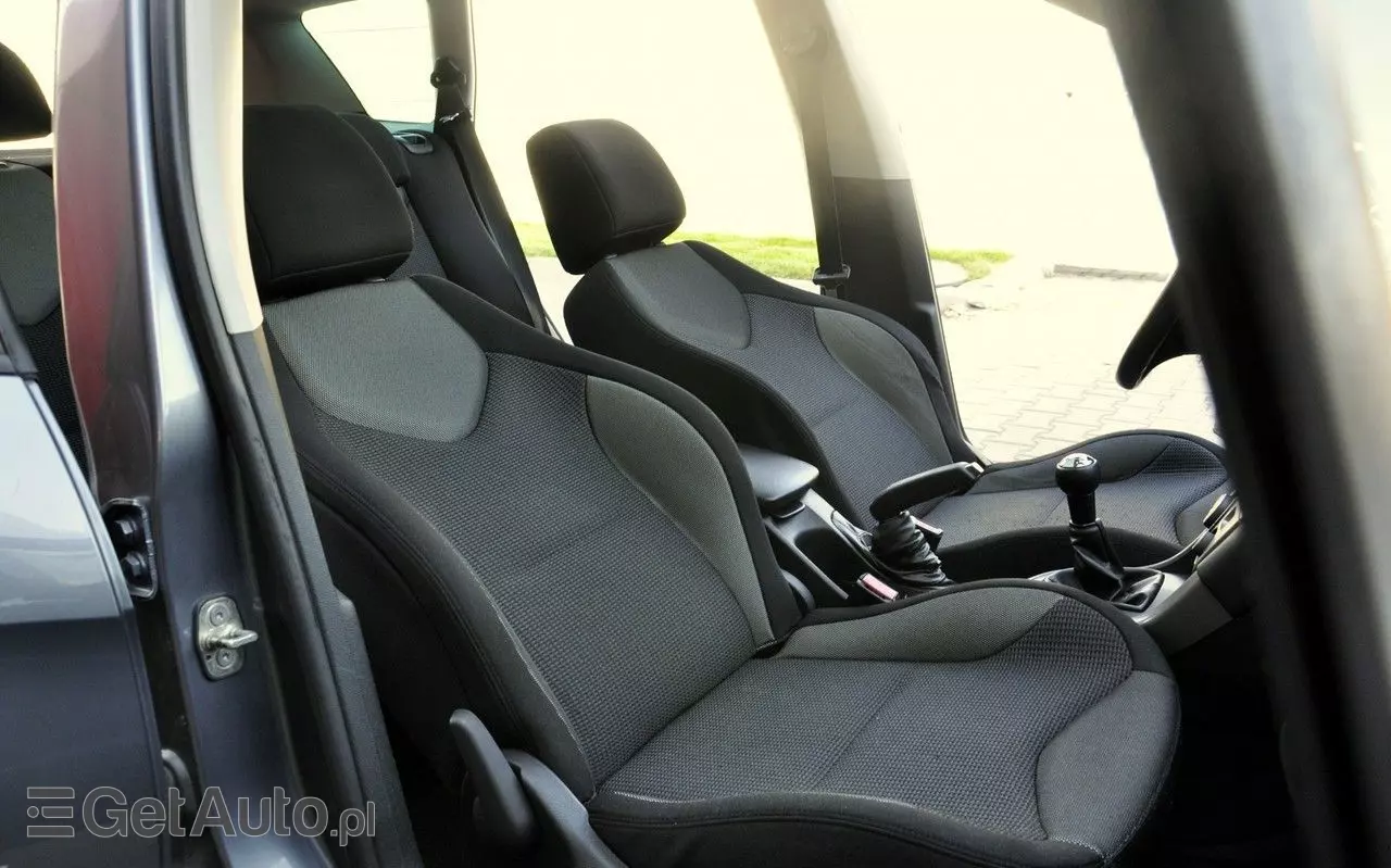 PEUGEOT 308 SW 120 VTi Premium