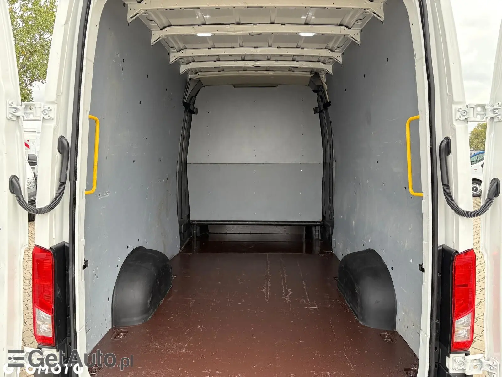 VOLKSWAGEN Crafter L