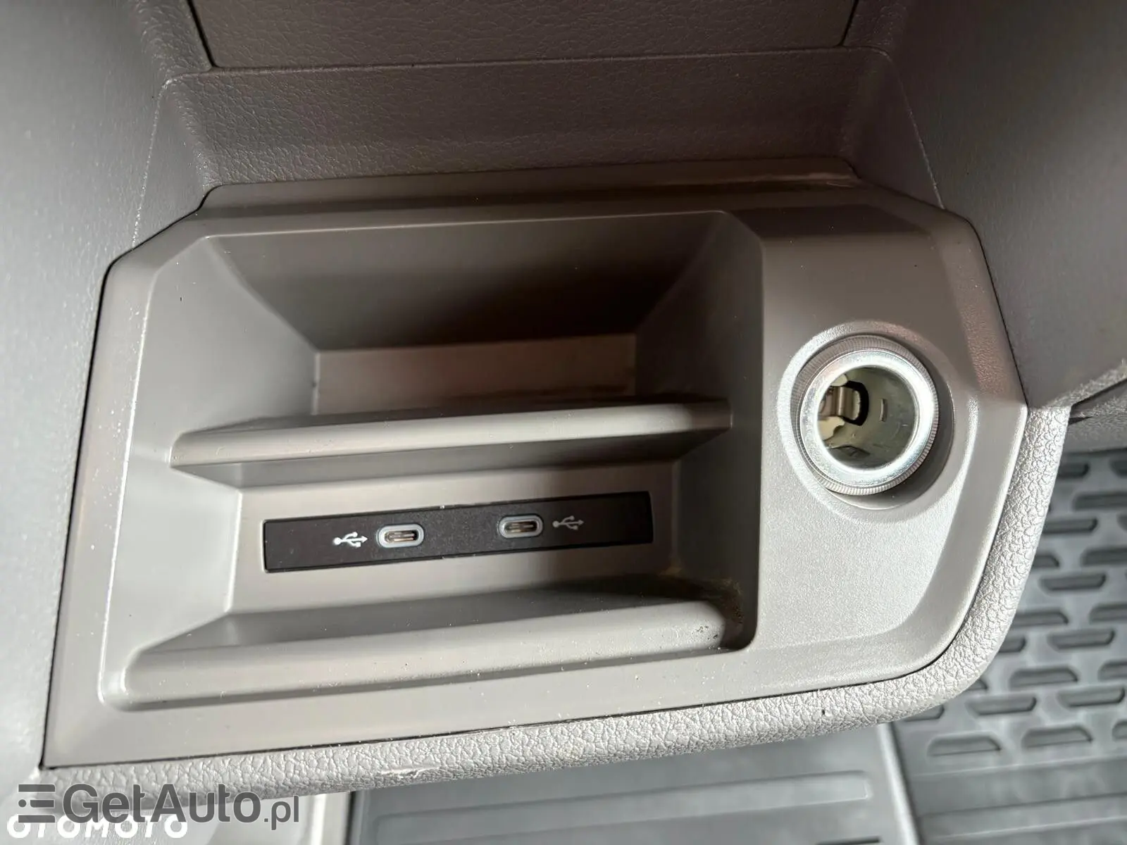 VOLKSWAGEN Crafter L