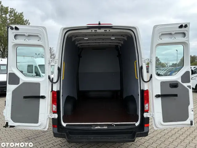 VOLKSWAGEN Crafter L
