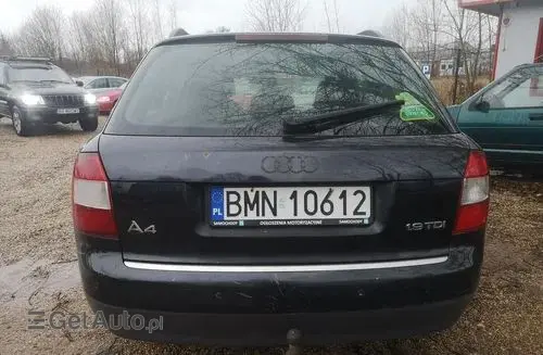 AUDI A4 