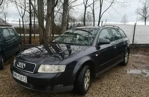 AUDI A4 
