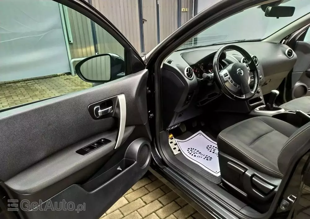 NISSAN Qashqai 1.6 Acenta