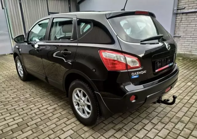 NISSAN Qashqai 1.6 Acenta