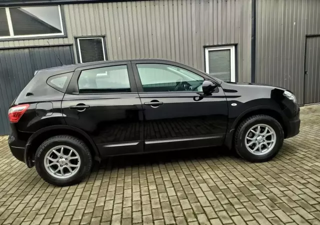 NISSAN Qashqai 1.6 Acenta