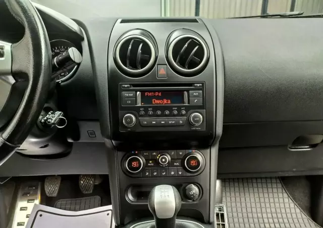 NISSAN Qashqai 1.6 Acenta