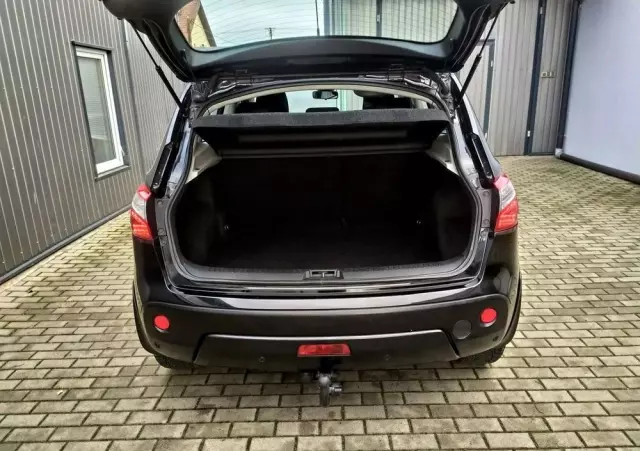 NISSAN Qashqai 1.6 Acenta