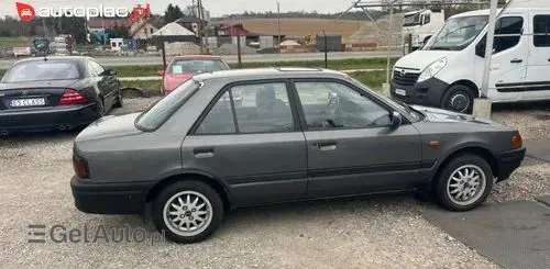 MAZDA 323 