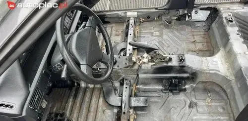 MAZDA 323 