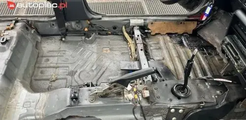MAZDA 323 