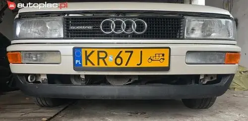 MAZDA 323 