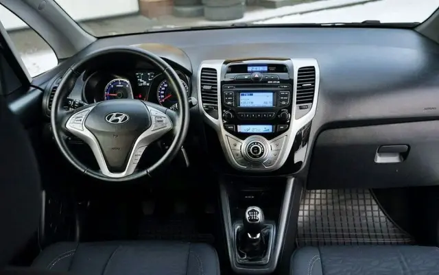 HYUNDAI Ix20 