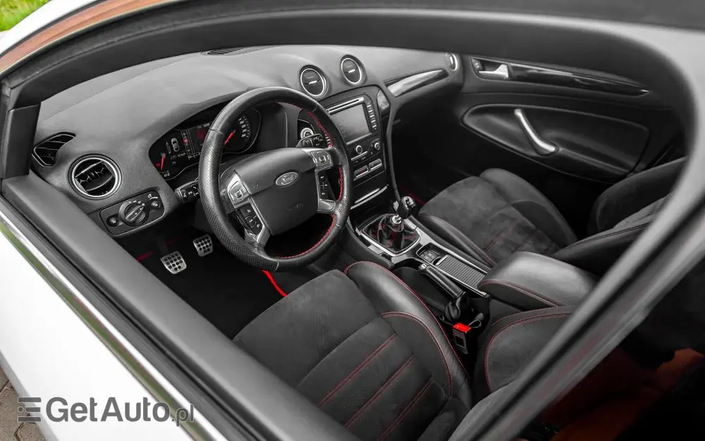 FORD Mondeo 2.0 TDCi Titanium S