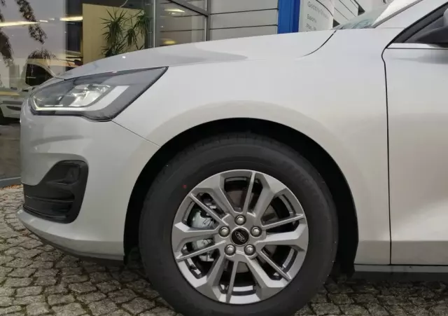 FORD Focus 1.0 EcoBoost Titanium