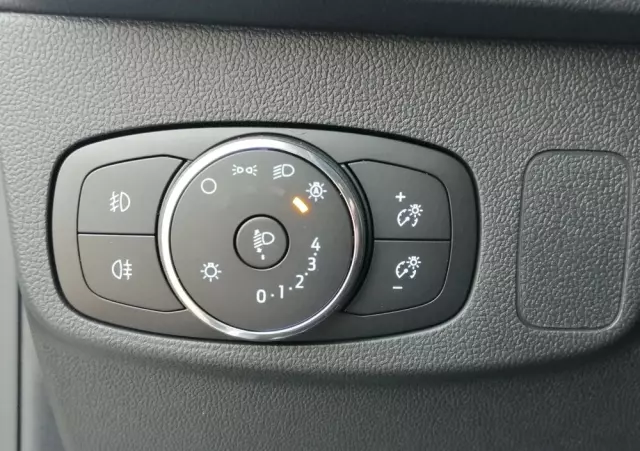 FORD Focus 1.0 EcoBoost Titanium