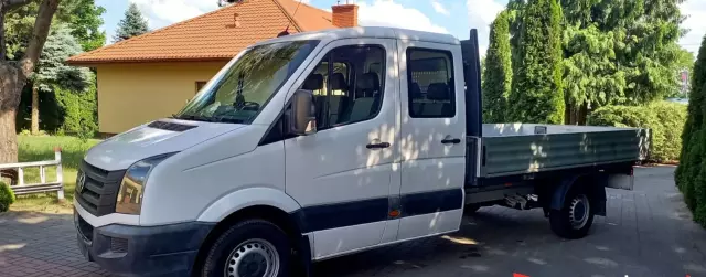 VOLKSWAGEN Crafter 