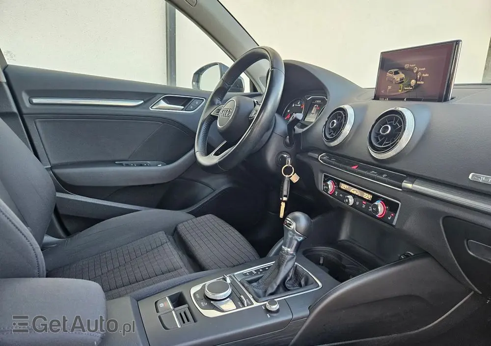 AUDI A3 Sportback 2.0 TDI (clean diesel) quattro S tronic Attraction