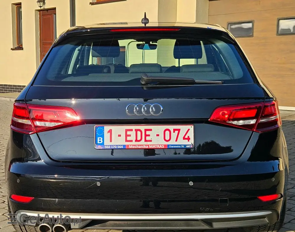 AUDI A3 Sportback 2.0 TDI (clean diesel) quattro S tronic Attraction