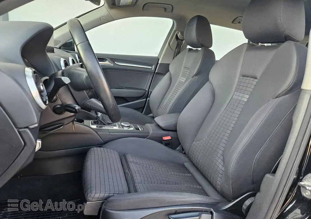 AUDI A3 Sportback 2.0 TDI (clean diesel) quattro S tronic Attraction