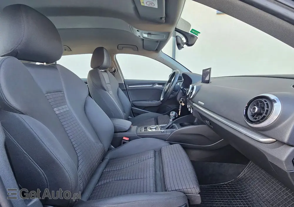 AUDI A3 Sportback 2.0 TDI (clean diesel) quattro S tronic Attraction