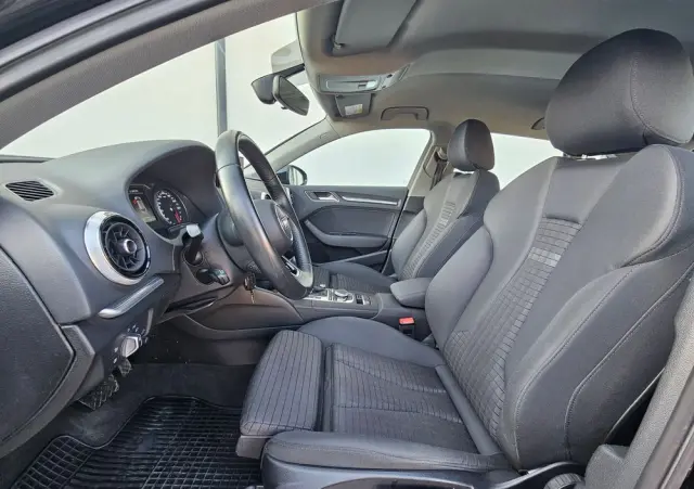 AUDI A3 Sportback 2.0 TDI (clean diesel) quattro S tronic Attraction