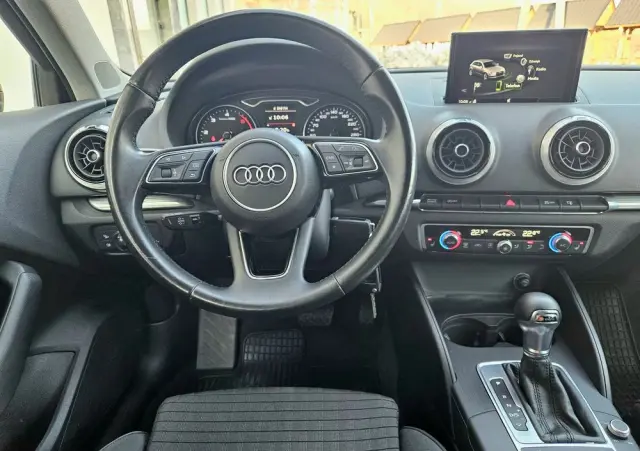 AUDI A3 Sportback 2.0 TDI (clean diesel) quattro S tronic Attraction