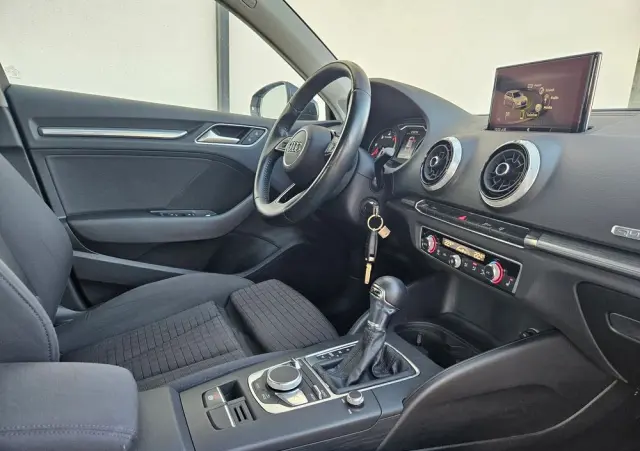 AUDI A3 Sportback 2.0 TDI (clean diesel) quattro S tronic Attraction