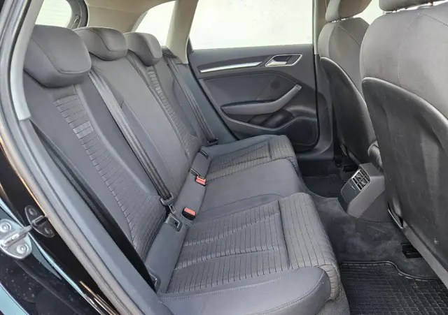 AUDI A3 Sportback 2.0 TDI (clean diesel) quattro S tronic Attraction