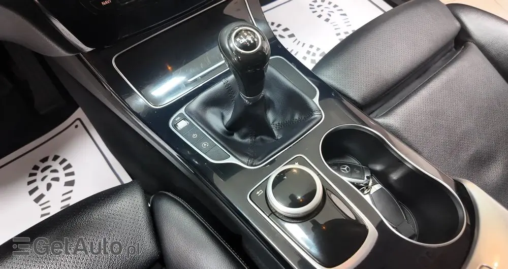 MERCEDES-BENZ Klasa C 180 (BlueTEC) d