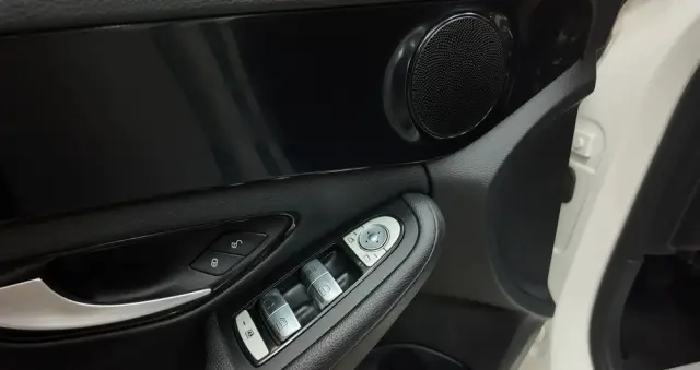 MERCEDES-BENZ Klasa C 180 (BlueTEC) d