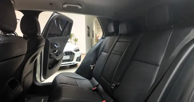 MERCEDES-BENZ Klasa C 180 (BlueTEC) d