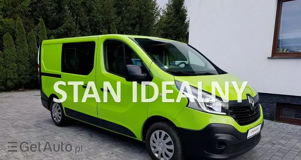 RENAULT Trafic 