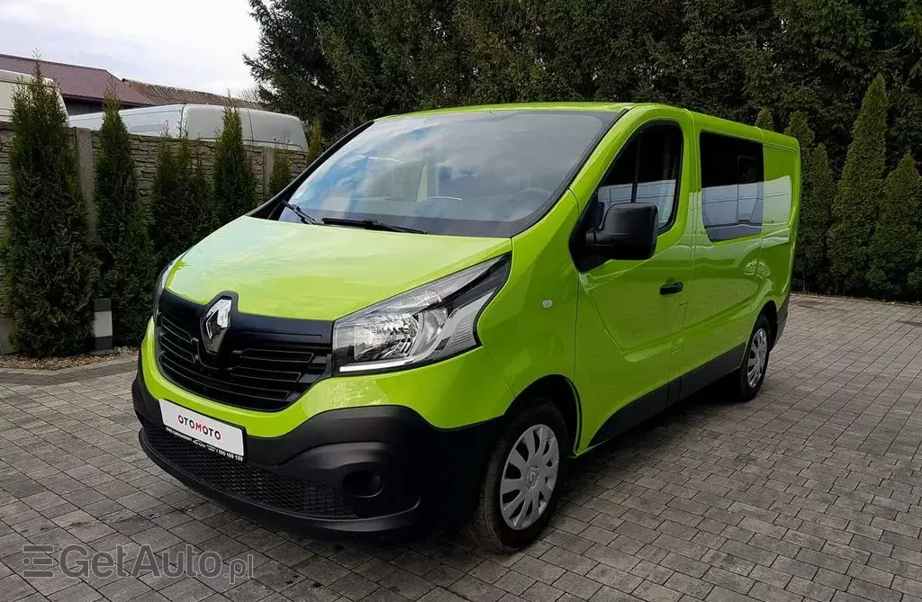 RENAULT Trafic 