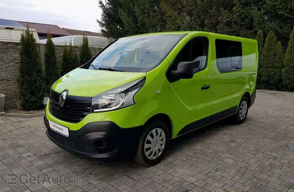 RENAULT Trafic 
