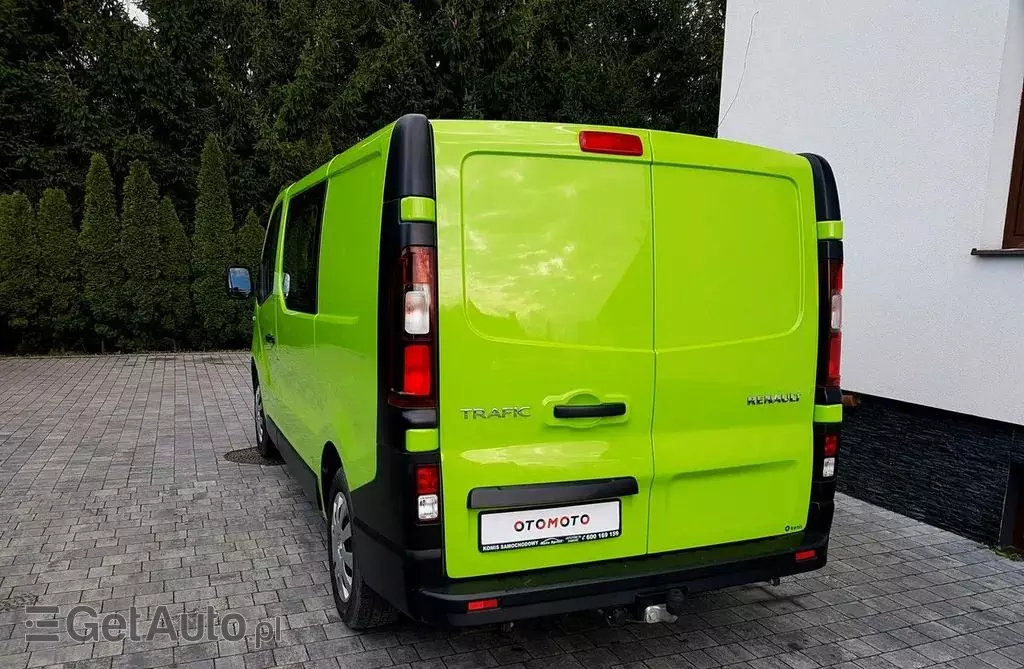 RENAULT Trafic 