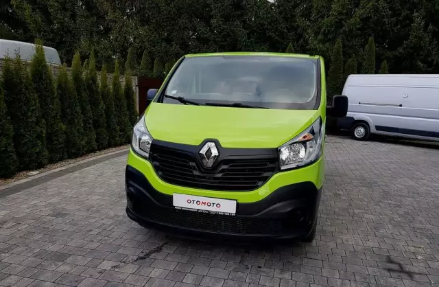 RENAULT Trafic 