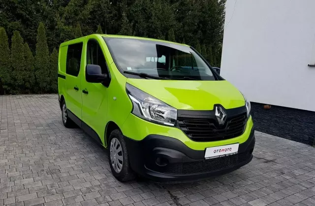 RENAULT Trafic 