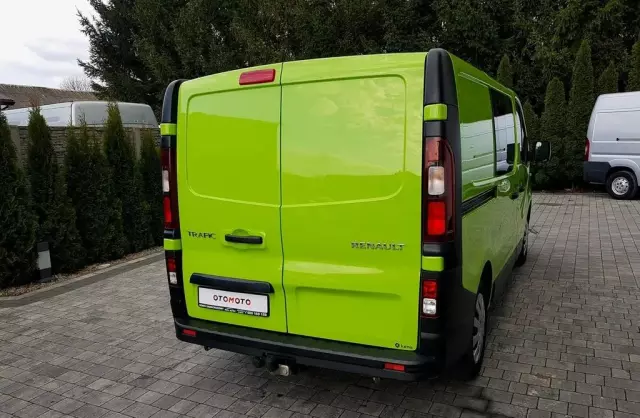 RENAULT Trafic 