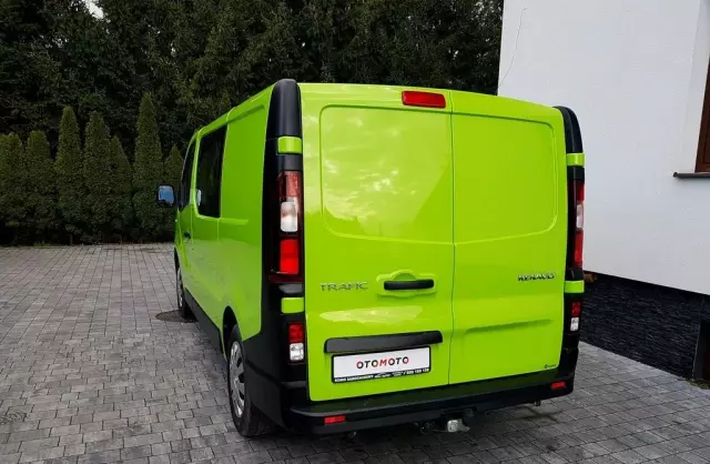RENAULT Trafic 