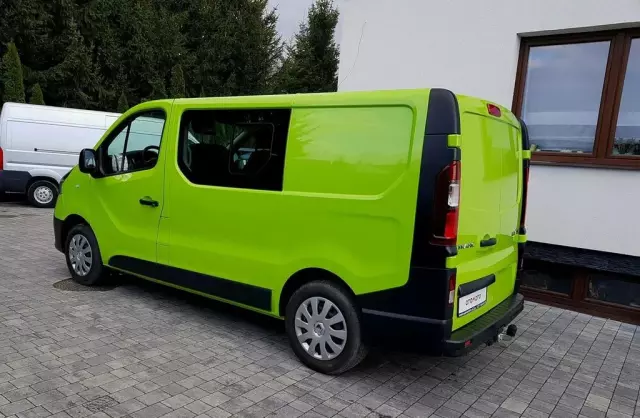 RENAULT Trafic 