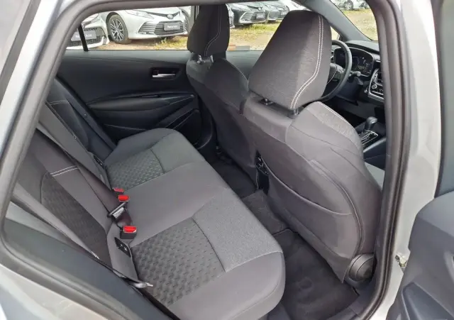 TOYOTA Corolla 1.8 Hybrid Comfort