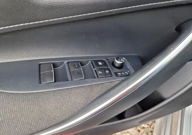 TOYOTA Corolla 1.8 Hybrid Comfort